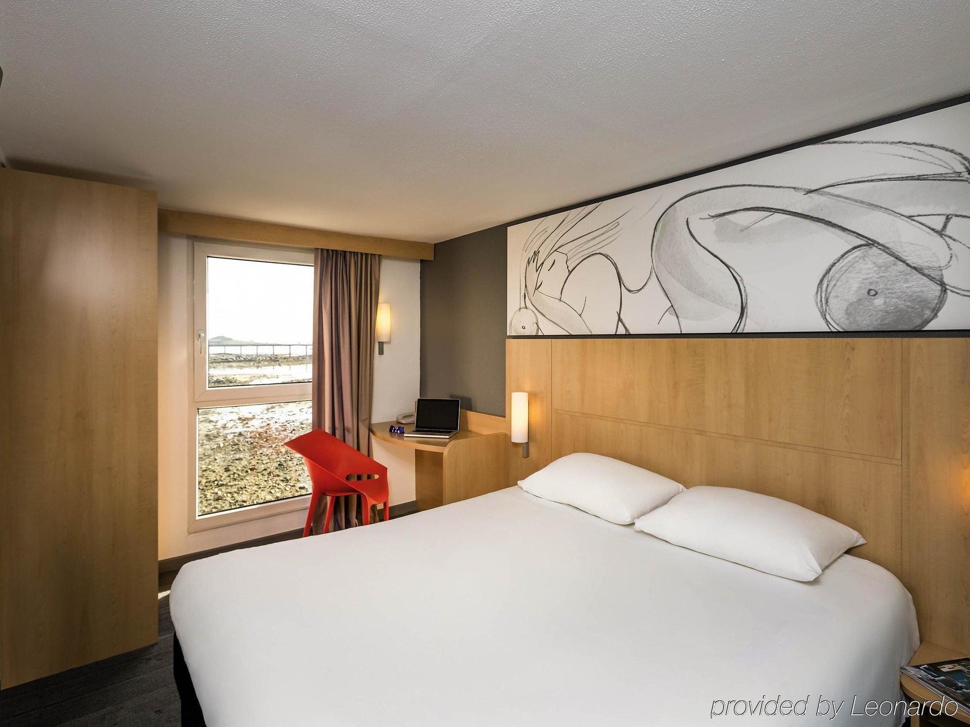 Hotel ibis Roscoff Exterior foto